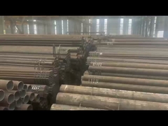 Das nahtlose Rohrlager bereit für den Transport