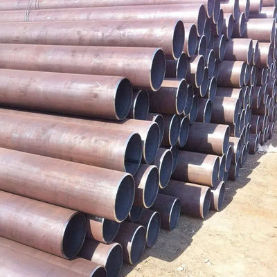 Oiled Seamless Steel Pipe Equipped with Plastic Pipe Cap End Protector Providing Strength and Corrosion Protection